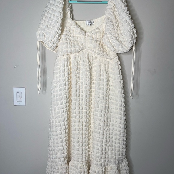 Endless Rose Textured
Maxi Dress - - Picture 11 of 14